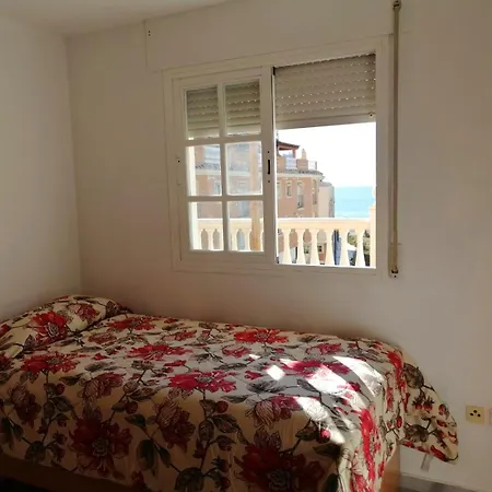 Apartament Lovely Penthouse In Front Of The With Free Parking Malaga