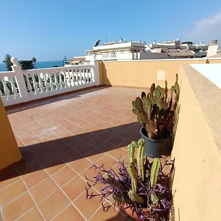 Lovely Penthouse In Front Of The With Free Parking * Málaga