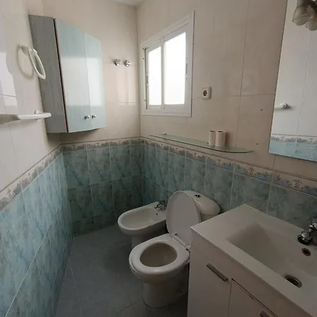 Lovely Penthouse In Front Of The With Free Parking Apartament *