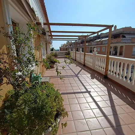 Lovely Penthouse In Front Of The With Free Parking Málaga