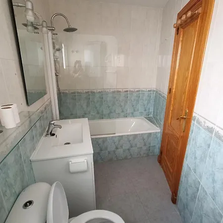 Apartament Lovely Penthouse In Front Of The With Free Parking Malaga